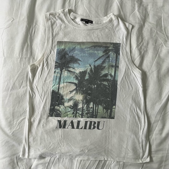 🌟2/$14🌟 Urban Outfitters Corner Shop Malibu graphic muscle tank - Picture 2 of 4